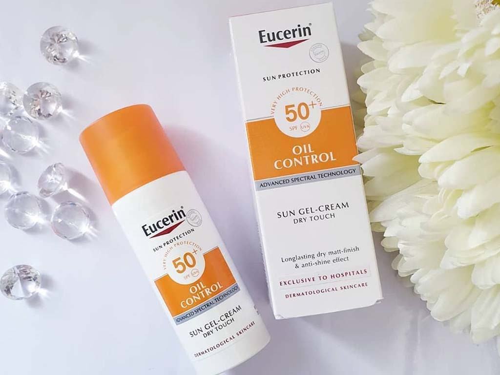 Kem Chống Nắng Eucerin Sun Gel-Creme Oil Control Dry Touch SPF 50