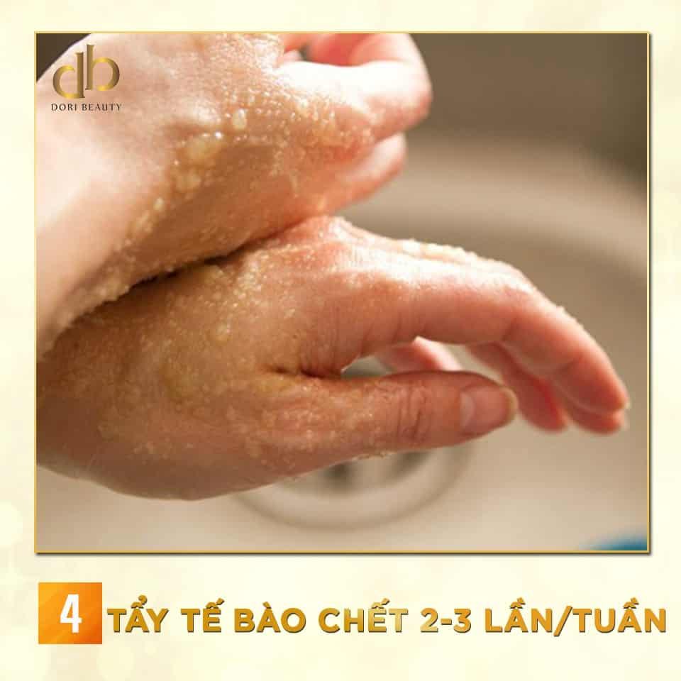 Tẩy tế bào chết cho da tay